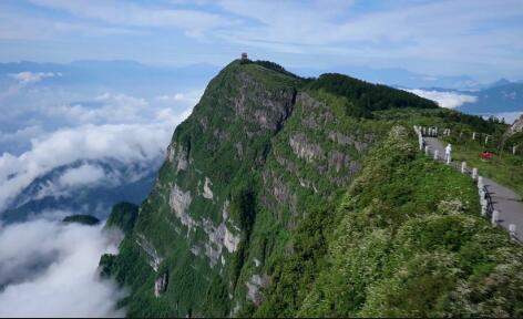 6 Days China Climbing Tours Chengdu LeShan Dujiangyan